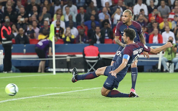 PSG thang vong 4 anh 5