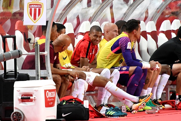 tran Monaco vs Marseille. anh 1