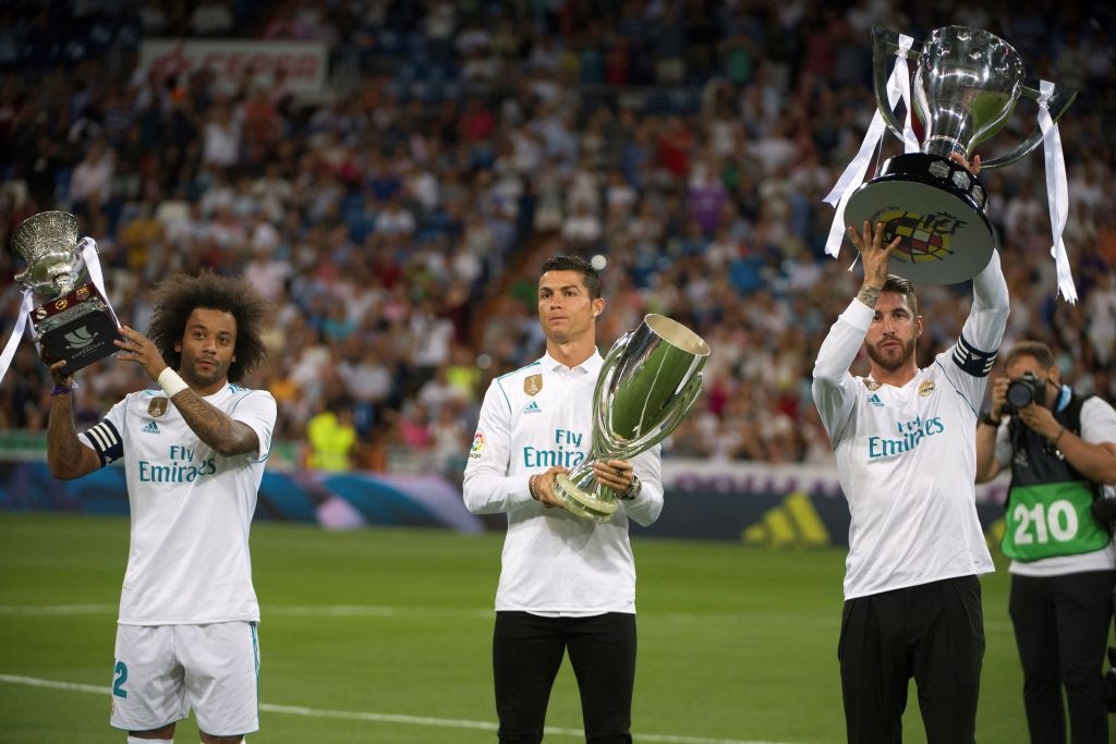 tran Real Madrid vs Valencia anh 2