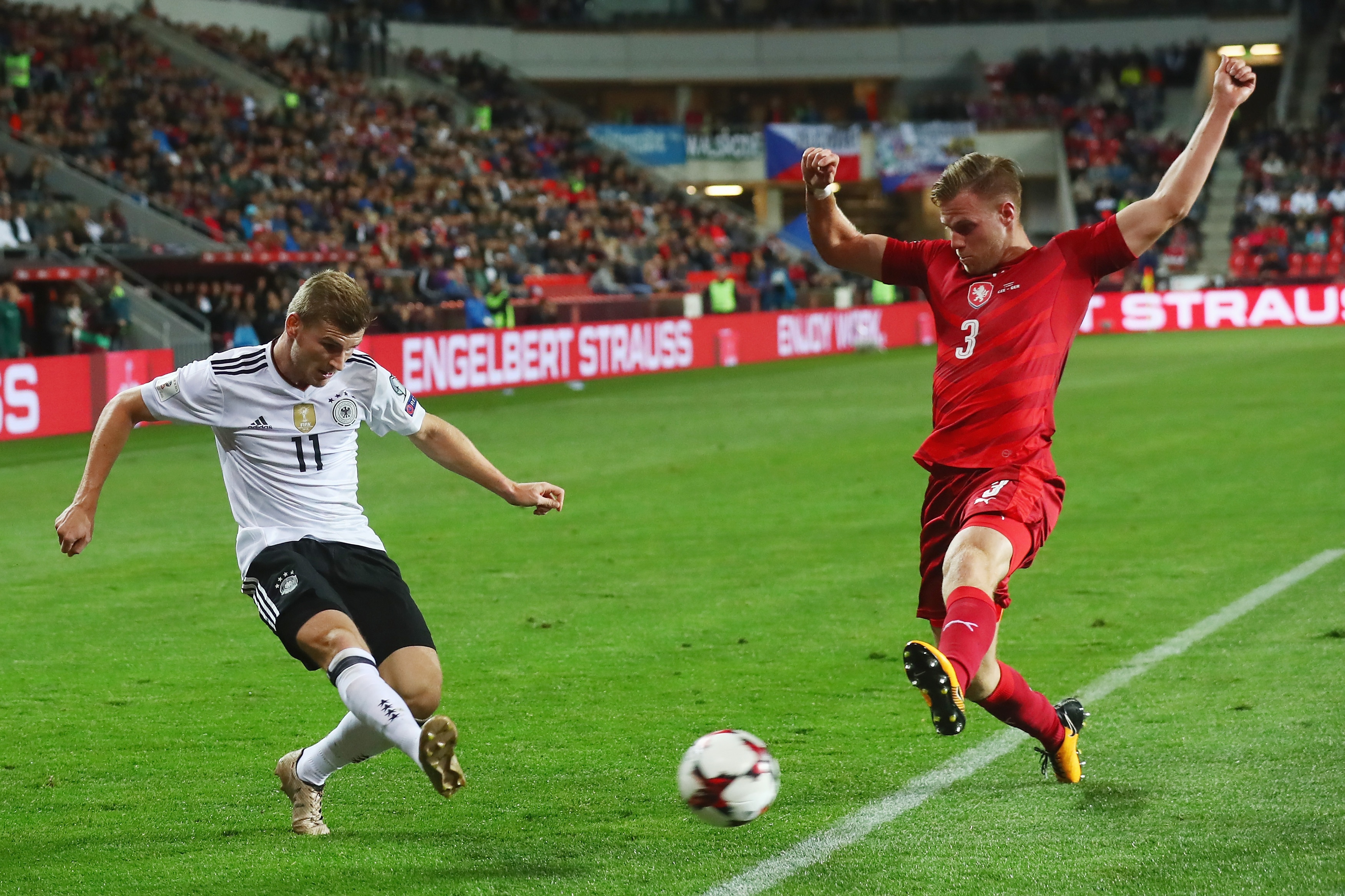 tran CH Czech vs Duc anh 5