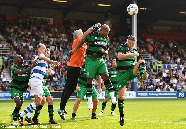 Mourinho xo gang trong tran tu thien anh 4