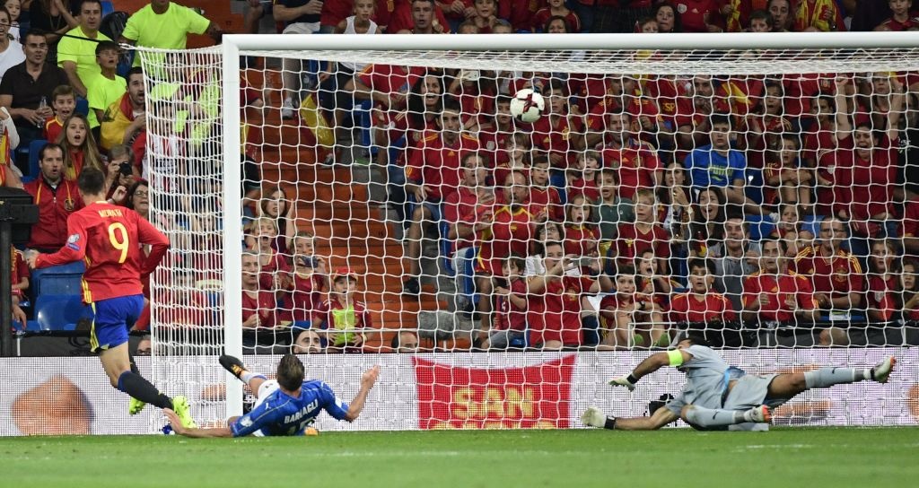 tran Tay Ban Nha vs Italy anh 10