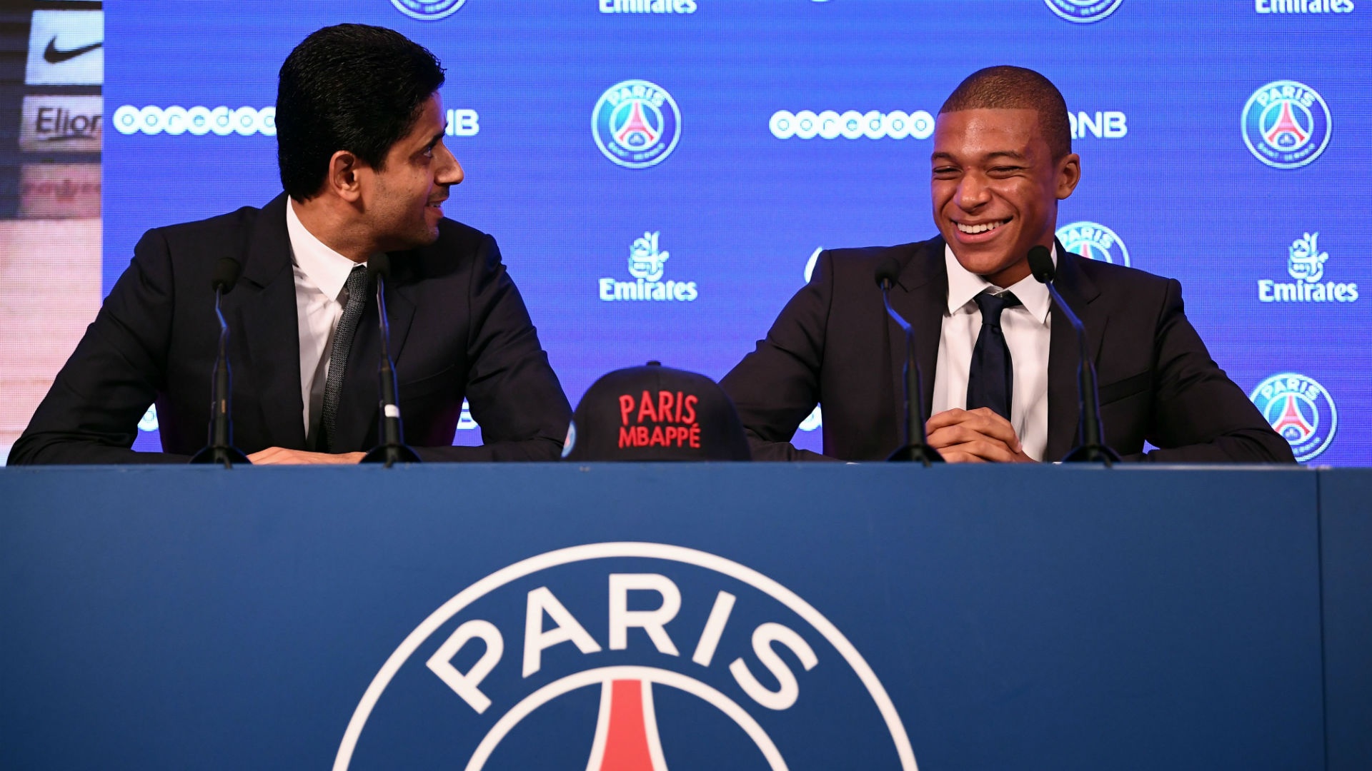 Mbappe ra mat PSG anh 4