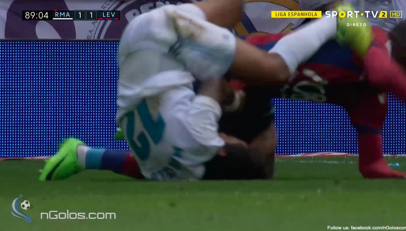 tran Real vs Levante anh 4