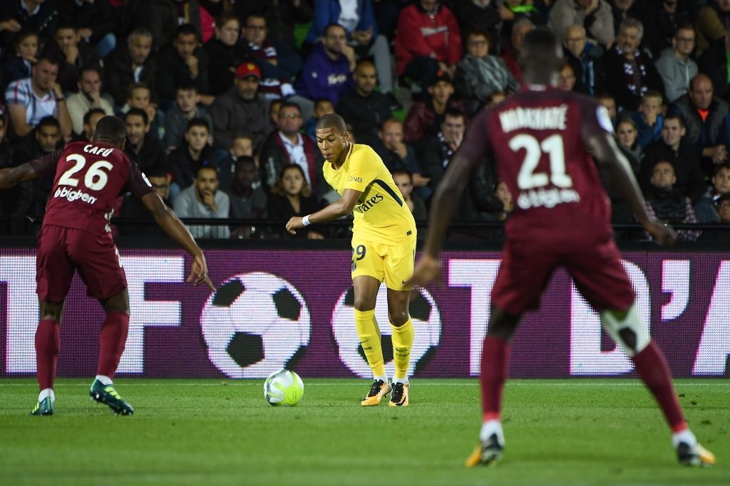 tran Metz vs PSG anh 4