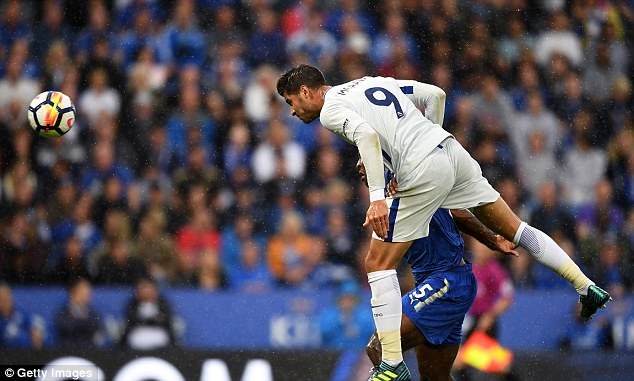 CĐV Chelsea miệt thị chủng tộc ảnh 2 CDV Chelsea miet thi chung toc anh 2