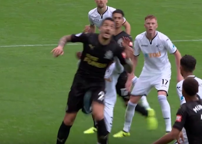 Renato Sanches da trung cho hiem doi thu anh 1