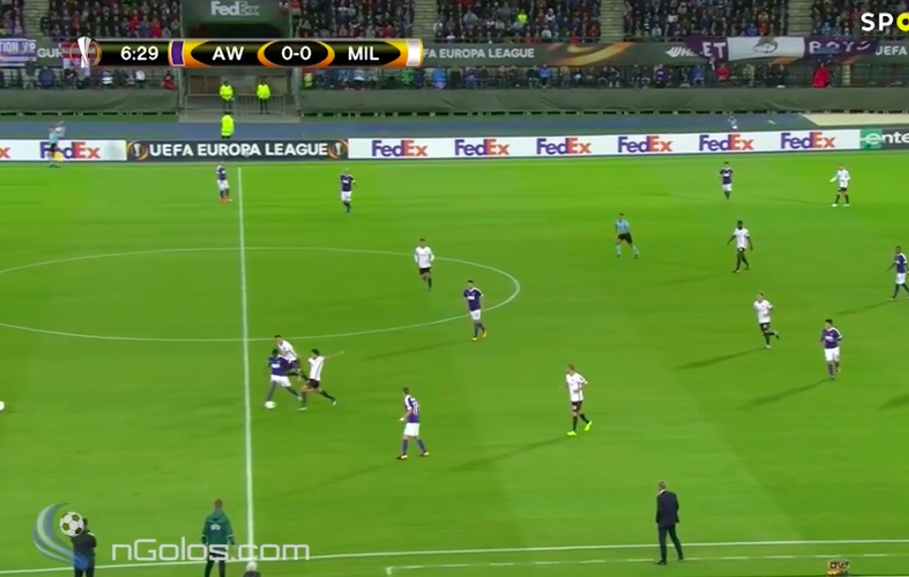 tran Wien vs AC Milan anh 1