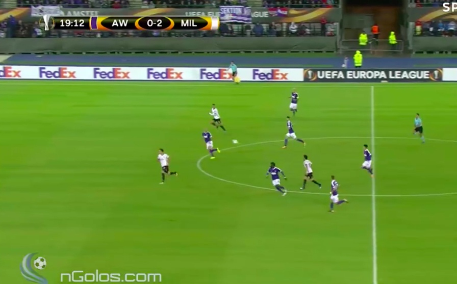 tran Wien vs AC Milan anh 7