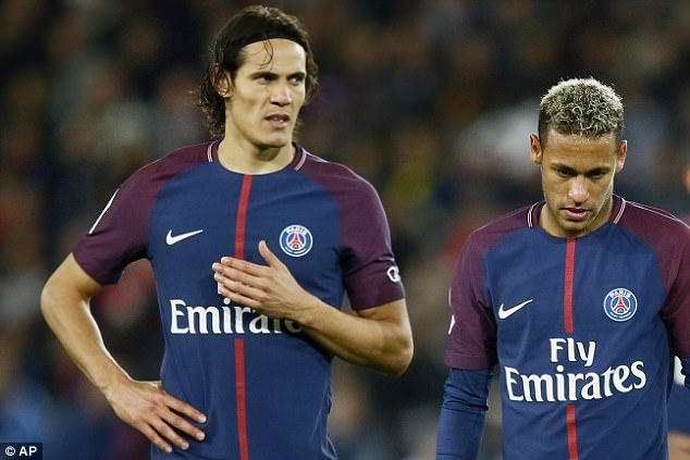 Neymar doi PSG tong khu Cavani ngay dau nam sau? hinh anh