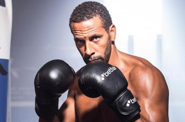 Huyen thoai MU chuyen sang dam boc o tuoi 38 hinh anh