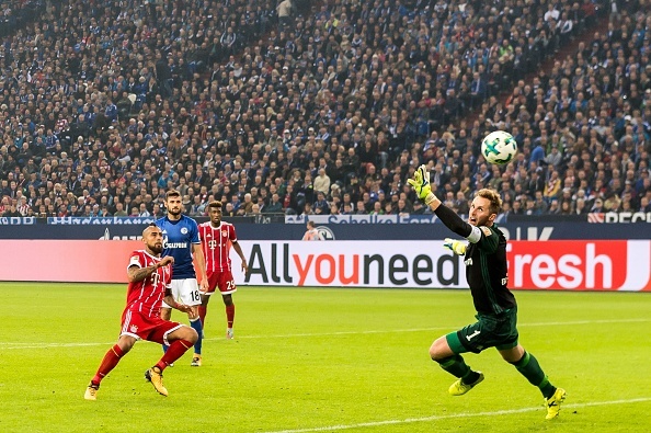 tran Schalke vs Bayern anh 9