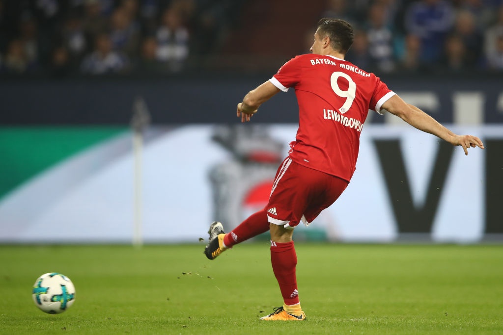 tran Schalke vs Bayern anh 4