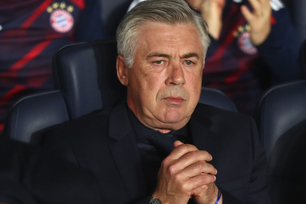 Bayern chinh thuc sa thai HLV Ancelotti hinh anh