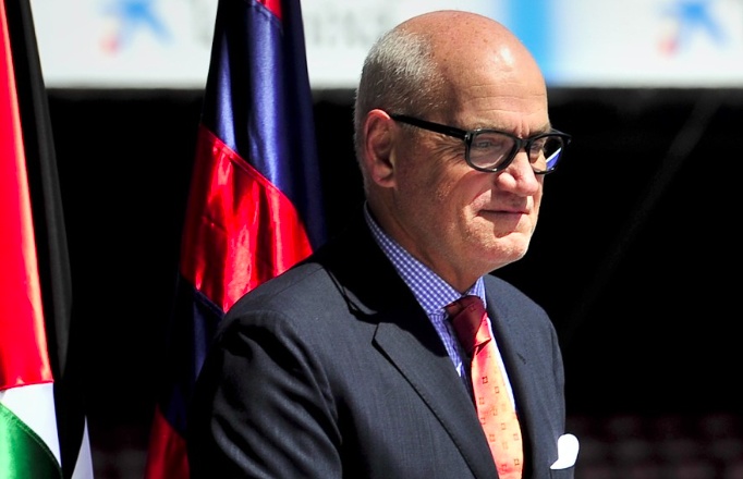 tran Barcelona bi hoan anh 2