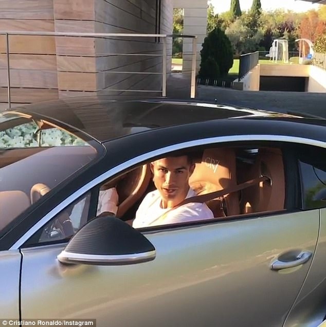 Ronaldo tau sieu xe anh 8