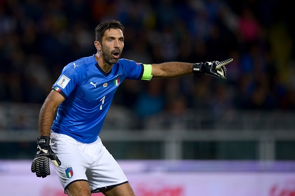 Buffon huong dac quyen chua tung thay trong su nghiep hinh anh