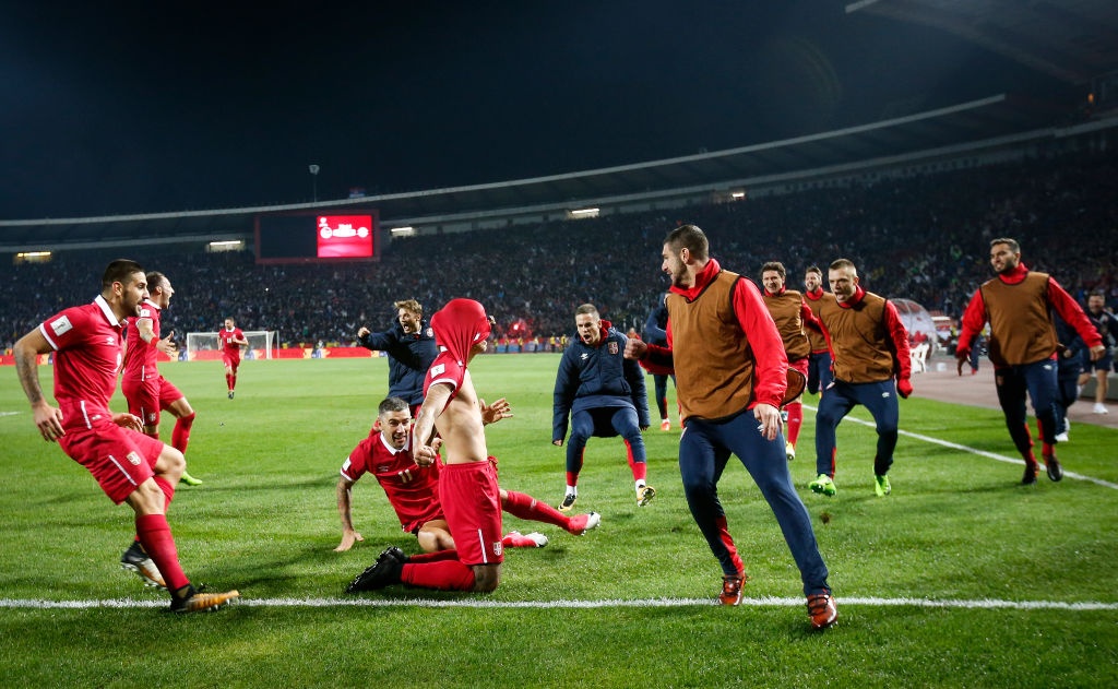 Serbia gianh ve du World Cup anh 3