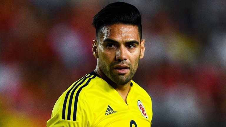 Cau thu Peru thu nhan Falcao thuyet phuc dan xep ty so hinh anh