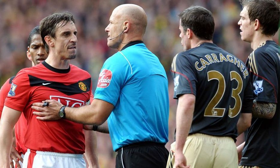 MU chiem 9 suat trong doi hinh ket hop voi Liverpool hinh anh