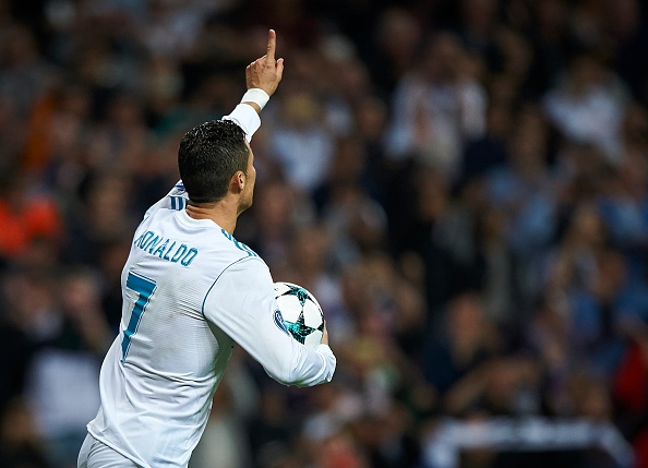 Huong dan xem Champions League tren trang chu UEFA hinh anh