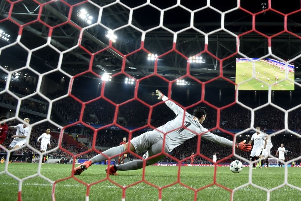 tran Spartak 5-1 Sevilla anh 5