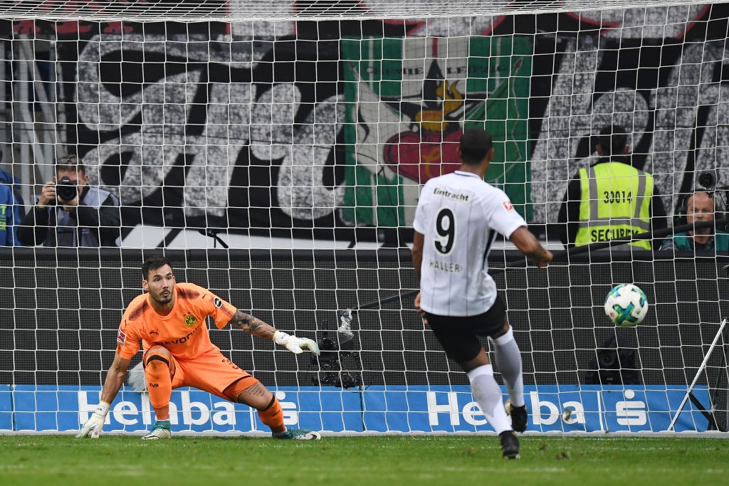 tran Frankfurt 2-2 Dortmund anh 5