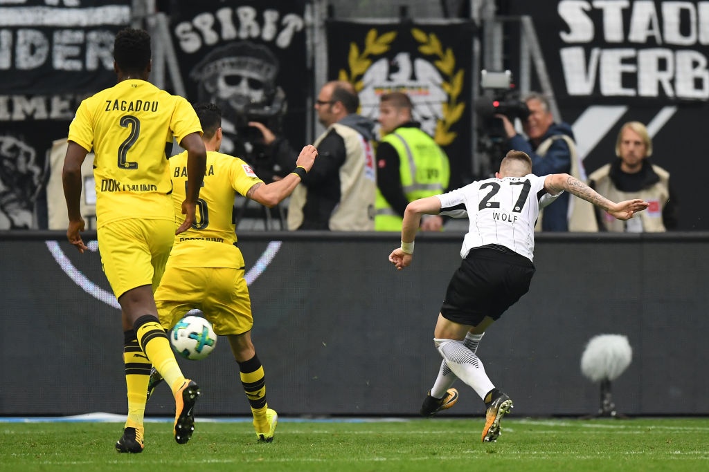 tran Frankfurt 2-2 Dortmund anh 6