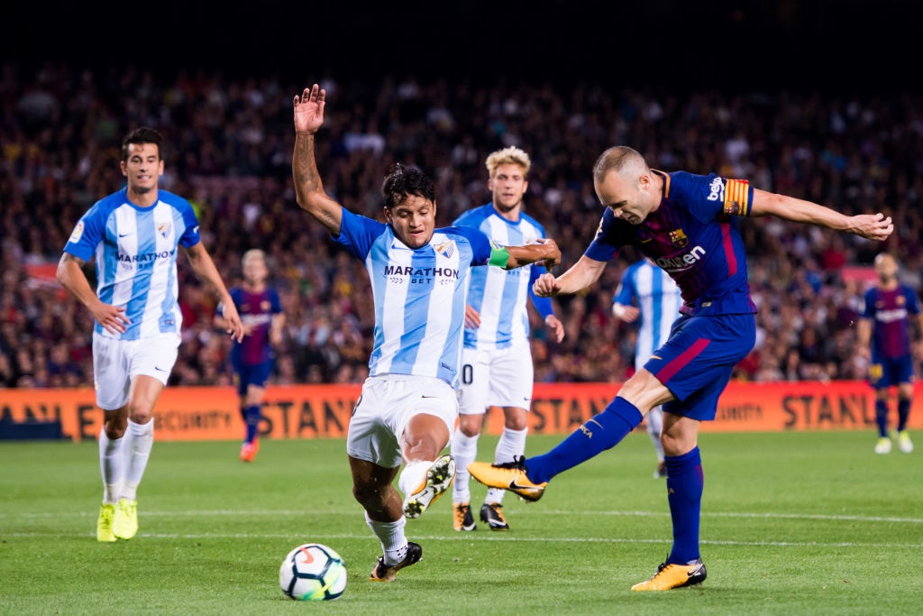 tran Barcelona 2-0 Malaga anh 6