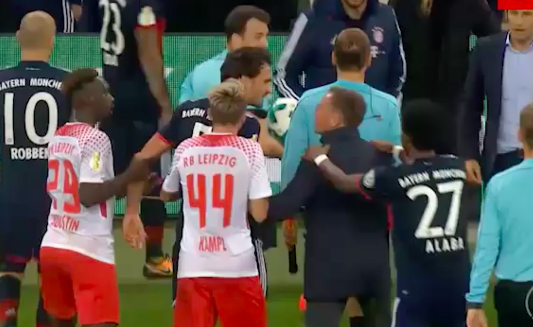 tran Leipzig vs Bayern anh 4