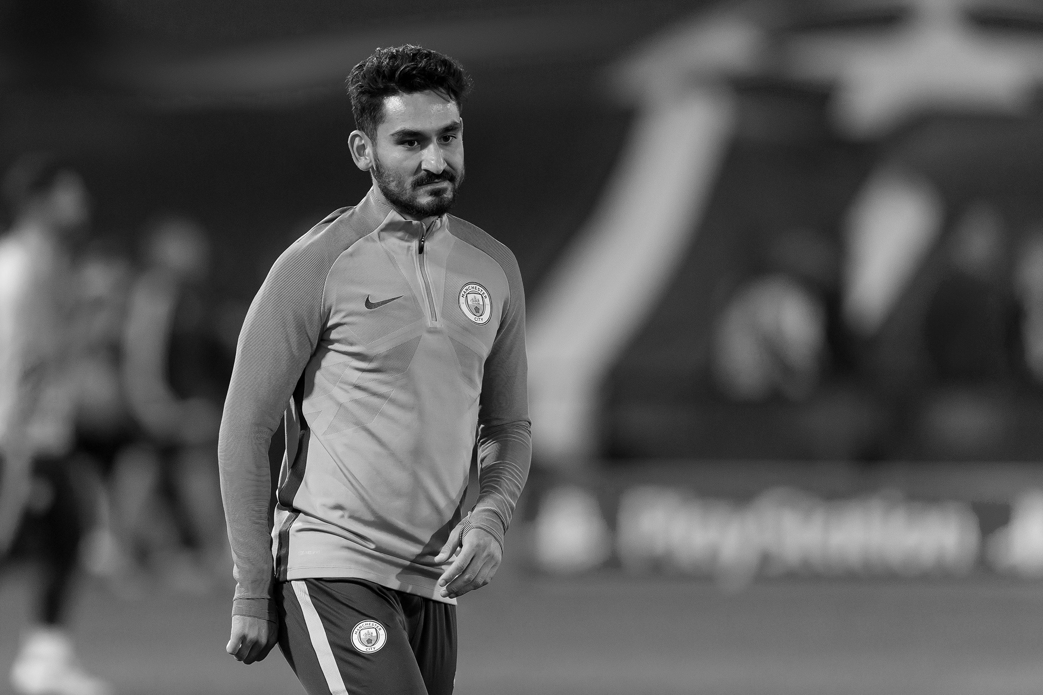 Guendogan chan thuong anh 21