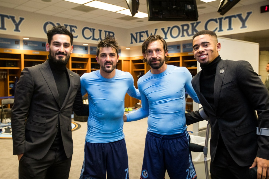 Guendogan chan thuong anh 17