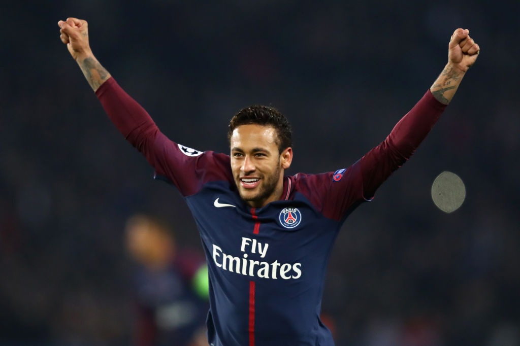 Neymar lap sieu pham, hau ve Kurzawa ghi 3 ban giup PSG thang 5-0 hinh anh