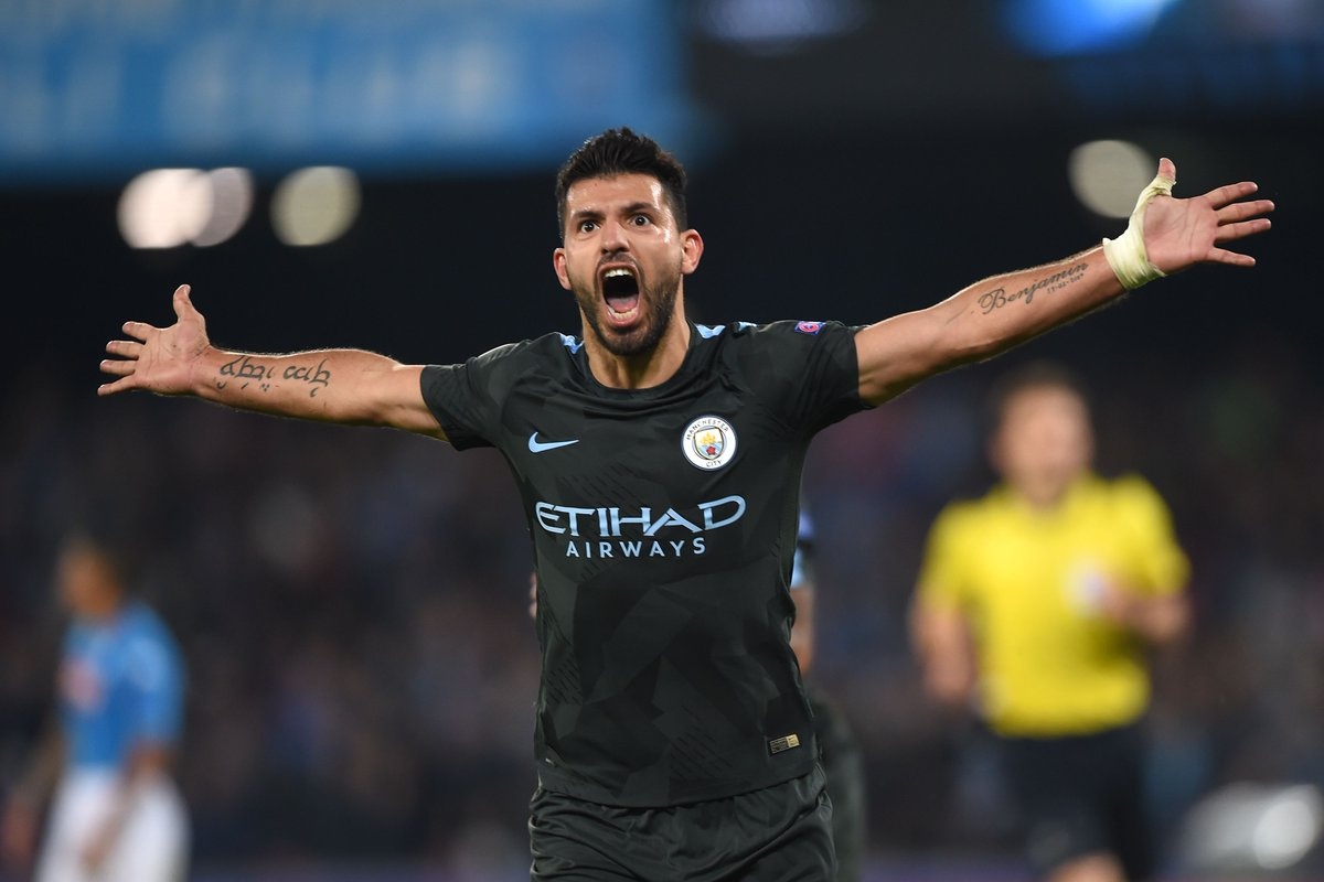Aguero tro thanh chan sut vi dai nhat lich su Man City hinh anh