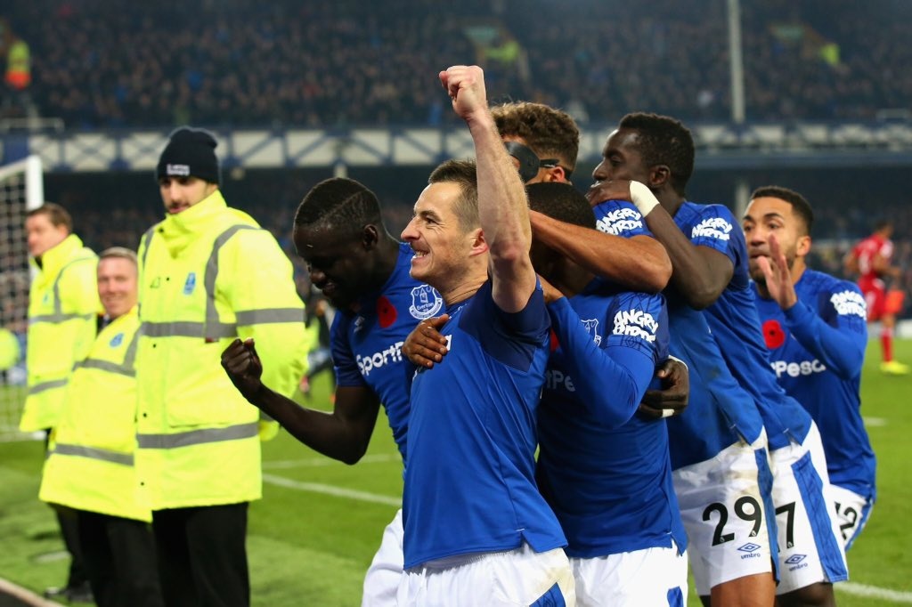 tran Everton 3-2 Watford anh 8