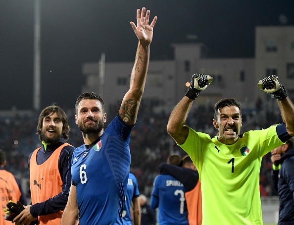 12 doi tuyen tranh 6 tam ve vot du World Cup 2018 hinh anh