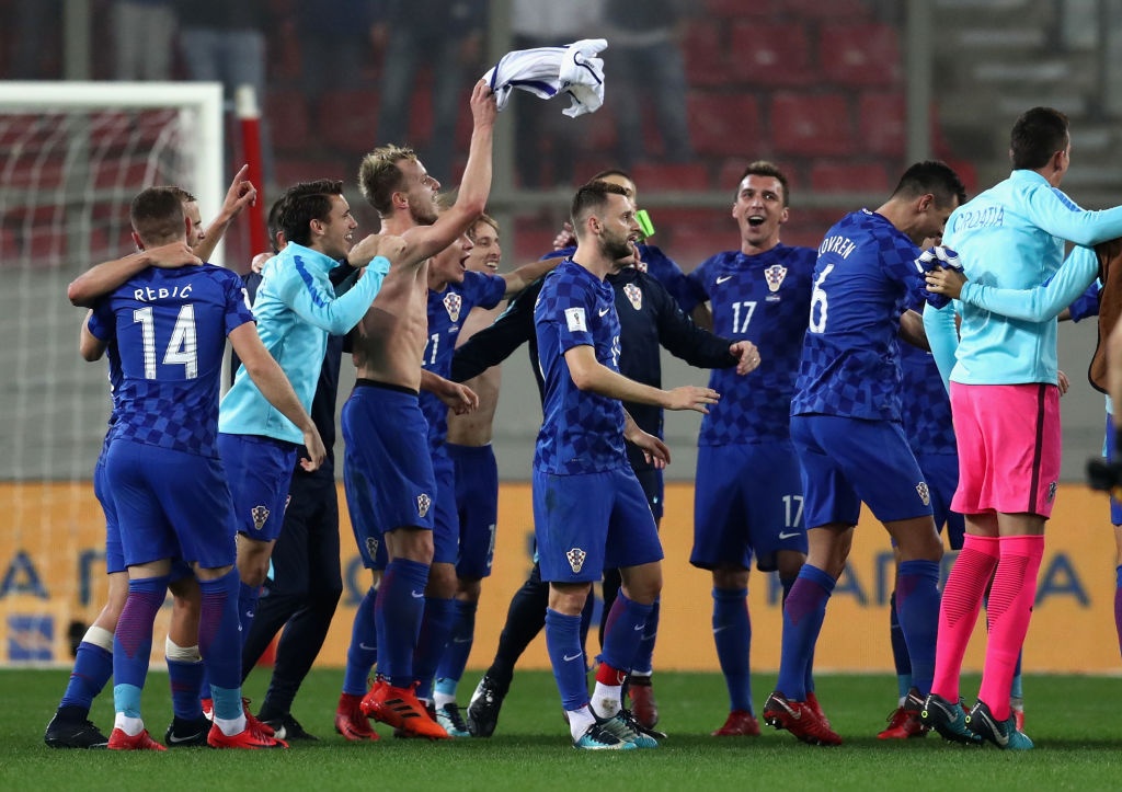 play-off World Cup 2018 anh 2