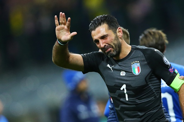 Hai tru cot theo Buffon chia tay DT, Ventura ngoan co sau that bai hinh anh