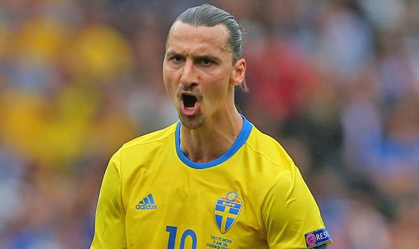 Ibra duoc dip len mat sau chien cong cua Thuy Dien hinh anh