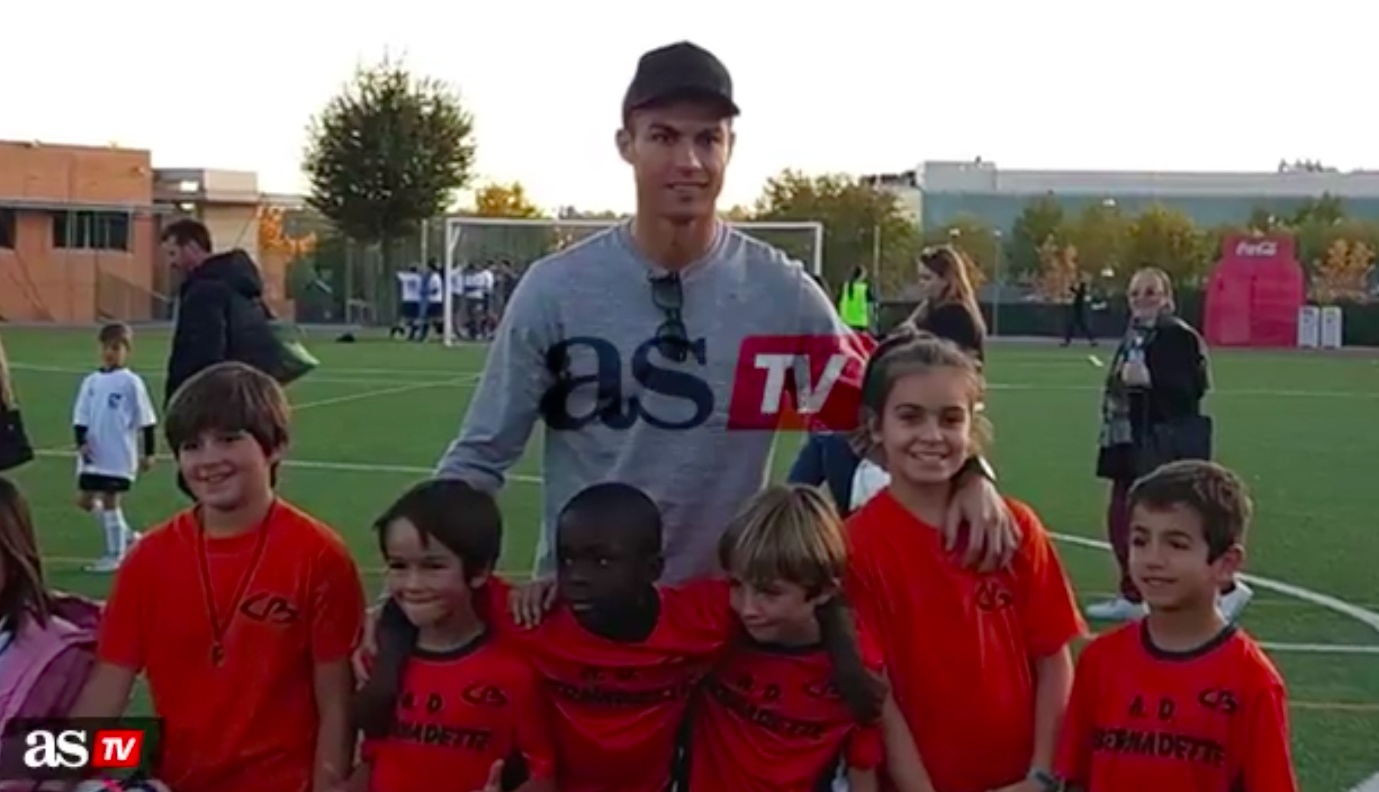 con trai Ronaldo ảnh 2 con trai Ronaldo anh 2