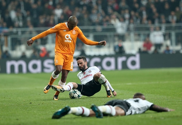 tran Besiktas 1-1 Porto anh 3