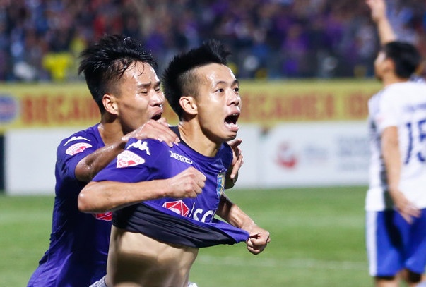 Kich ban cho cuoc dua vo dich gay can bac nhat lich su V.League hinh anh