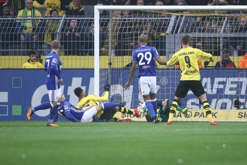 tran Dortmund 4-4 Schalke anh 1