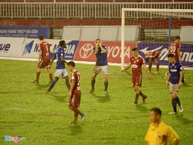 nhung cau thu bi phat the nhieu nhat V.League anh 6