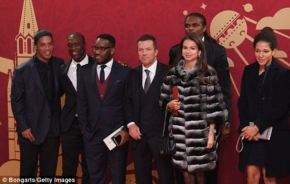 lễ bốc thăm vòng bảng World Cup 2018 ảnh 7 le boc tham vong bang World Cup 2018 anh 7