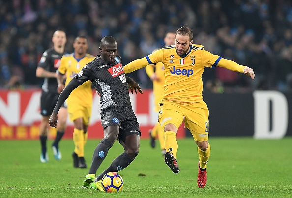 tran Napoli 0-1 Juve anh 7