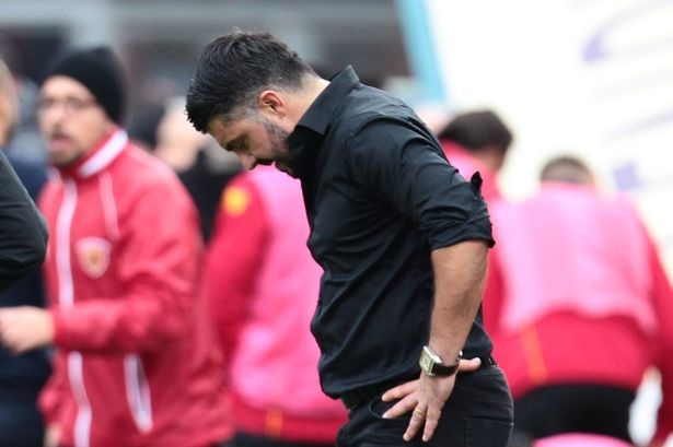 HLV Gattuso: 'Bi dao dam khong dau bang thung luoi kieu nay' hinh anh