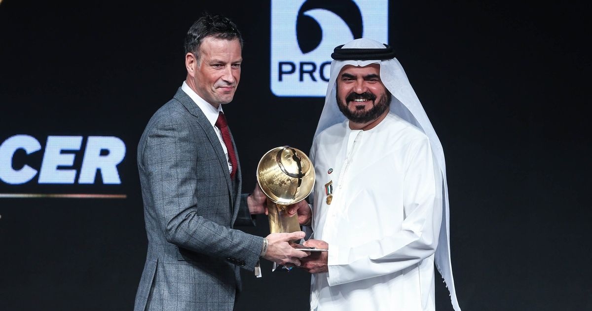 trọng tài bỏ việc vì Mourinho ảnh 1 trong tai bo viec vi Mourinho anh 1