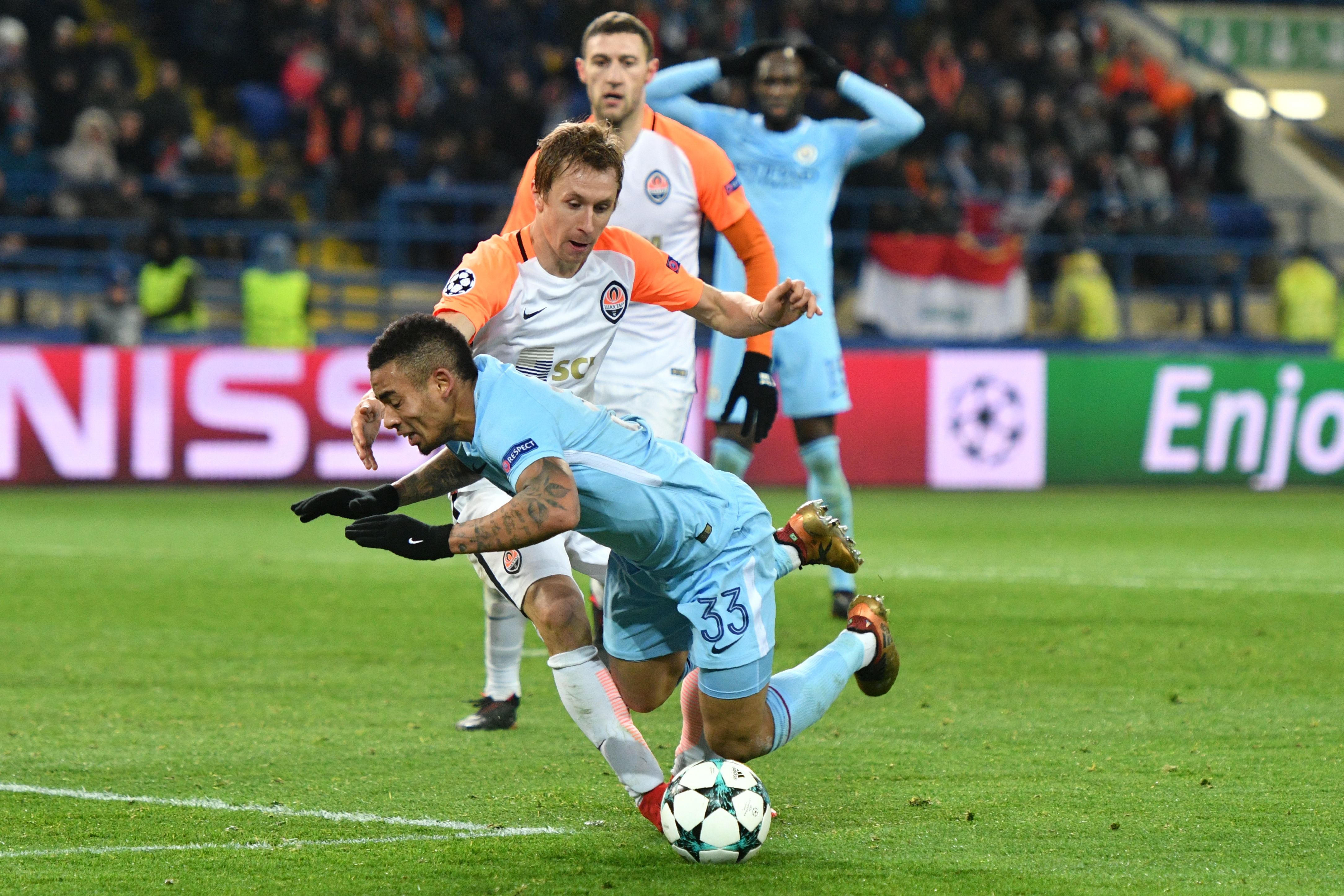 tran Shakhtar Donetsk vs Man City anh 6