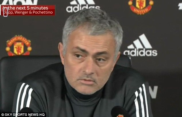 Mourinho va Pep noi gi trong buoi hop bao moi nhat? hinh anh